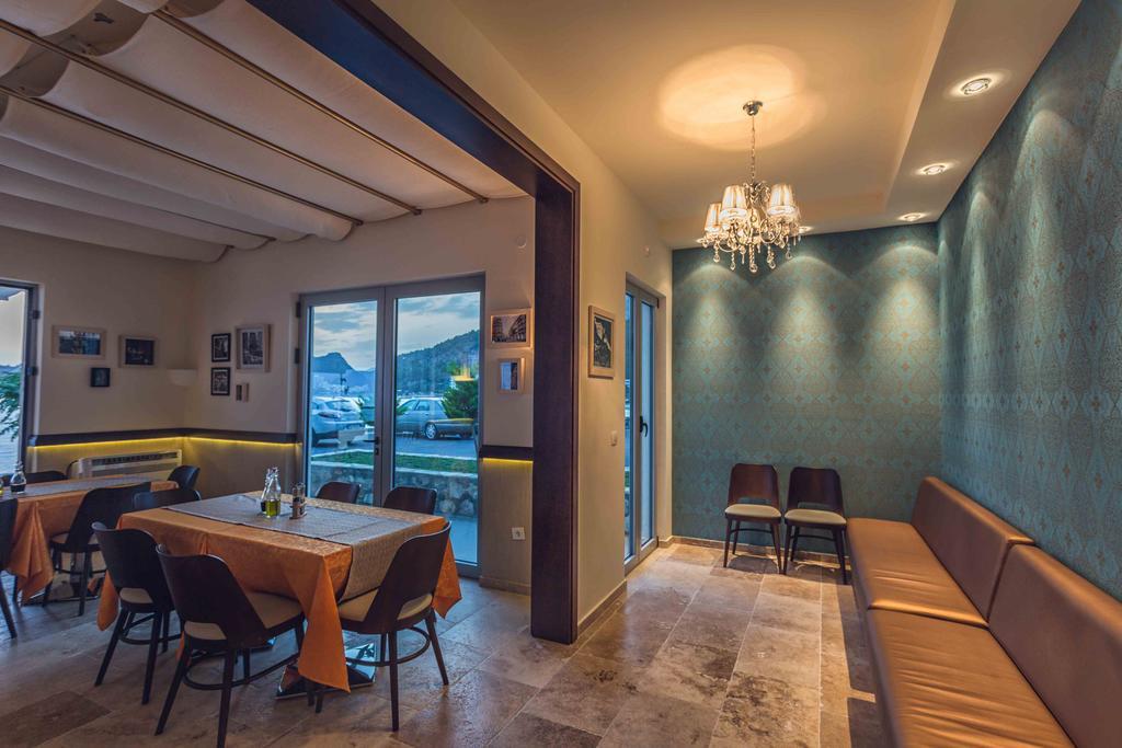 Love Live Hotel Sutomore Luaran gambar